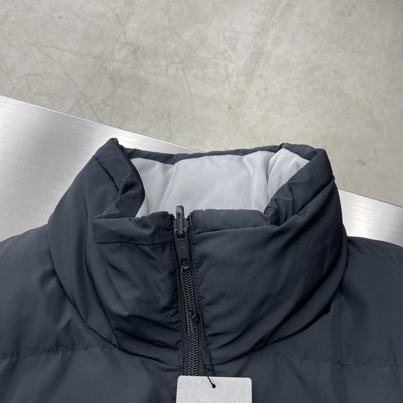 발렌시아가 누빔 코쿤 패딩 점퍼 001-278128