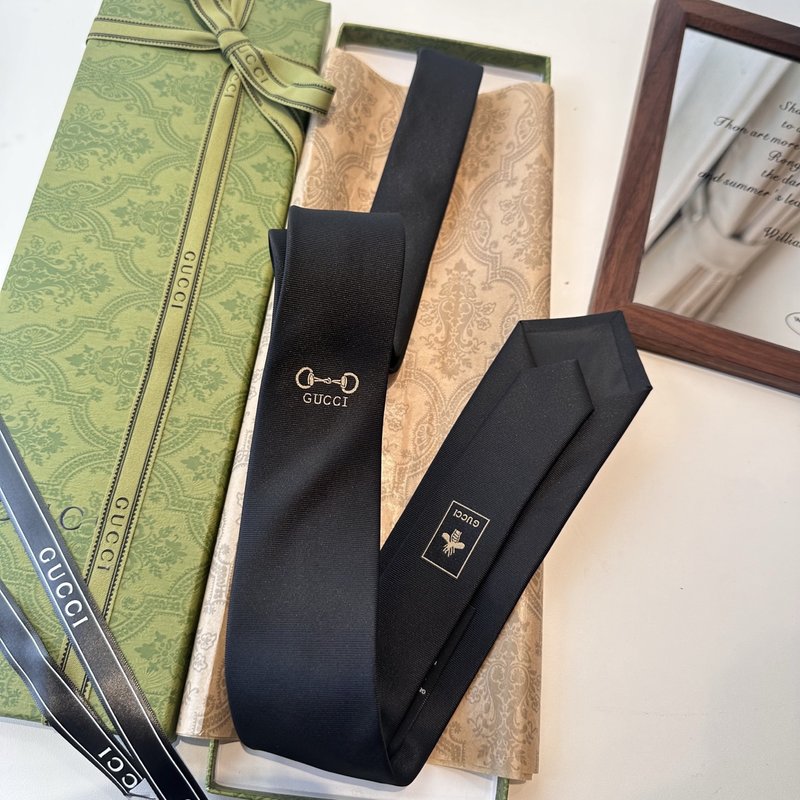 GUCCI 남성 넥타이 신상 001-278425