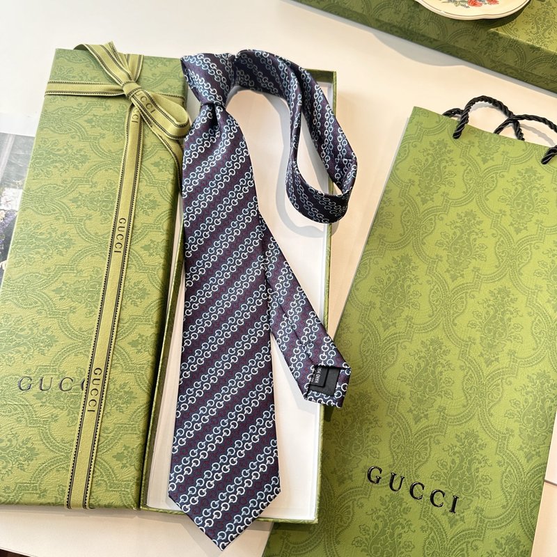 GUCCI 마구걸이 실크 자카드 넥타이 001-278447