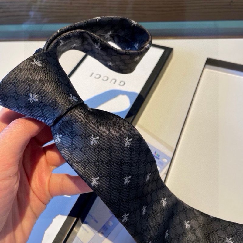 GUCCI 꿀벌 프린트 넥타이 001-278458