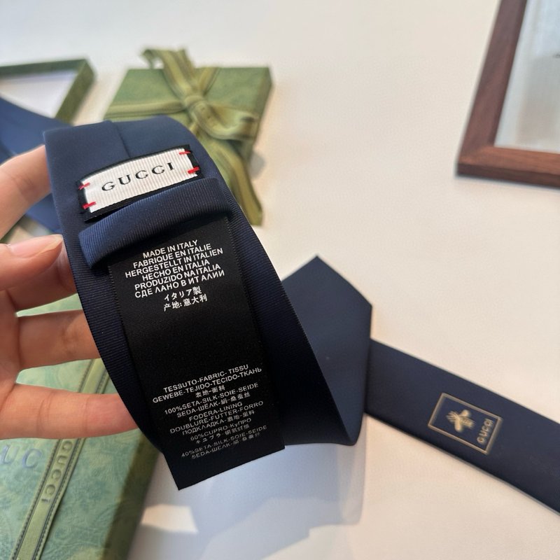 GUCCI 클래식 작은 G 자카드 실크 넥타이 001-278460