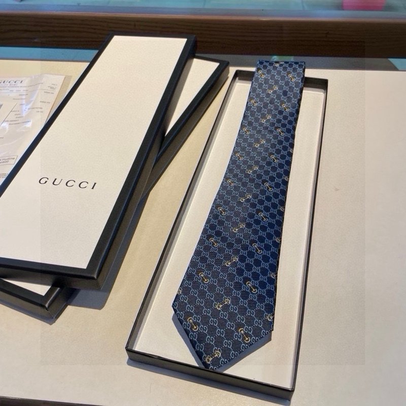 GUCCI 말굽장식 실크 넥타이 001-278474