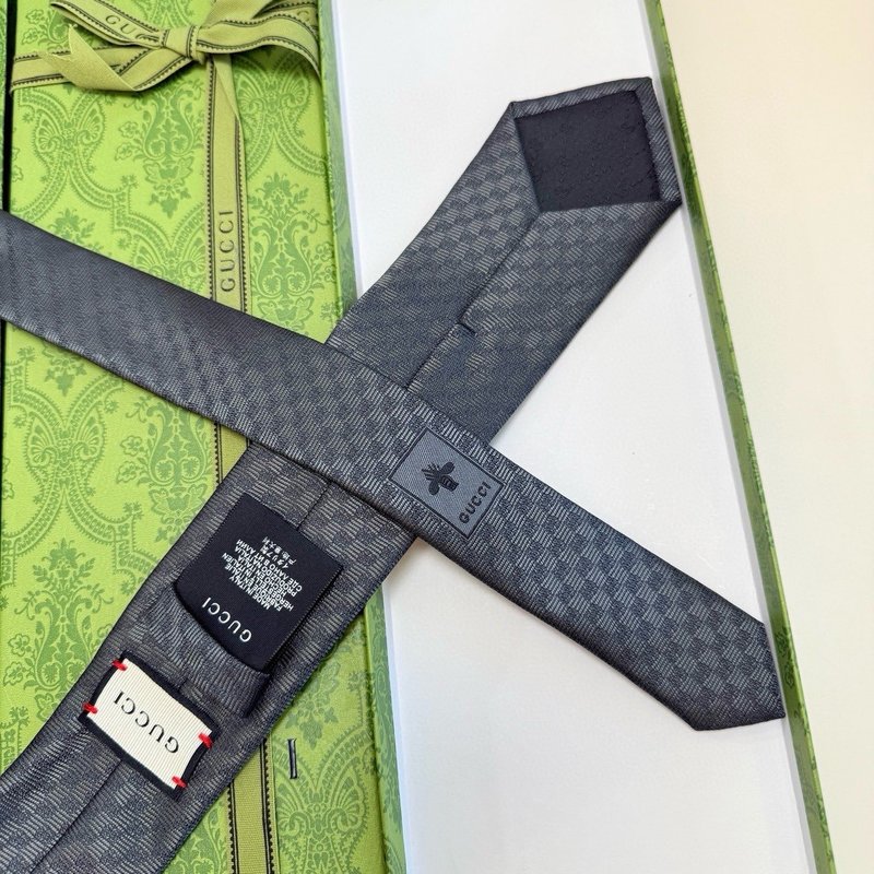 GUCCI 구찌 남성용 더블GG 실크 넥타이 001-278478