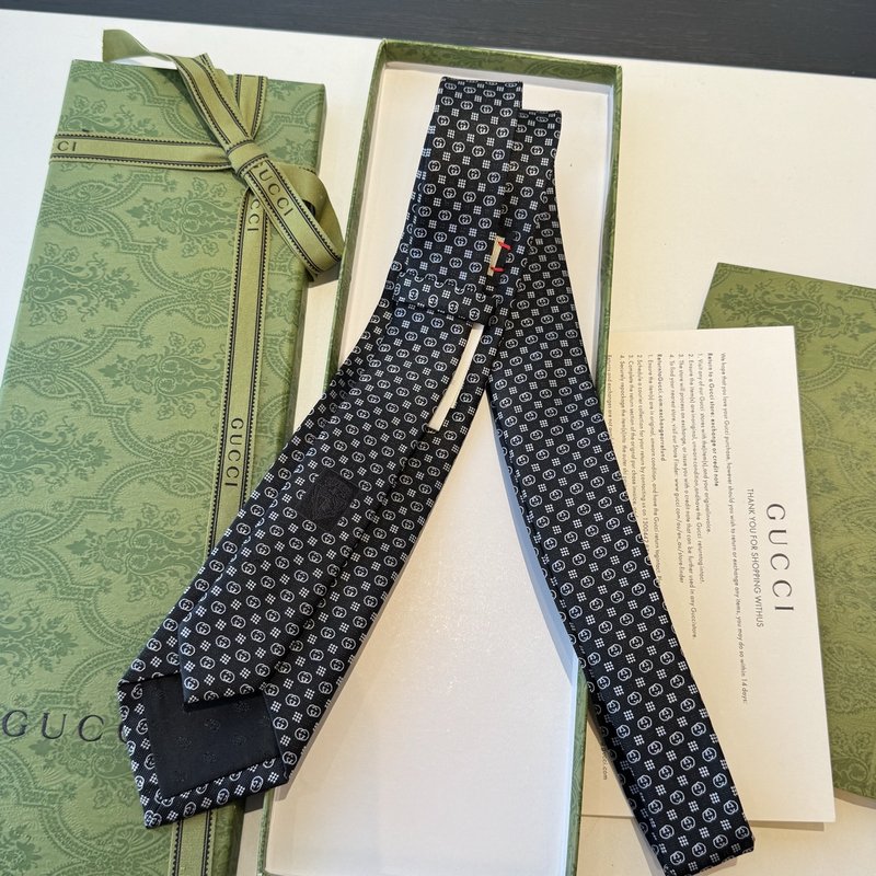 GUCCI GG 로고 프린트 실크 넥타이 001-278491