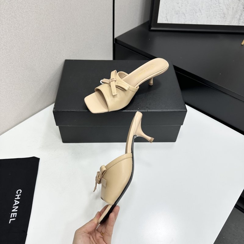 샤넬 리본 스퀘어토 가는굽 샌들 001-278512
