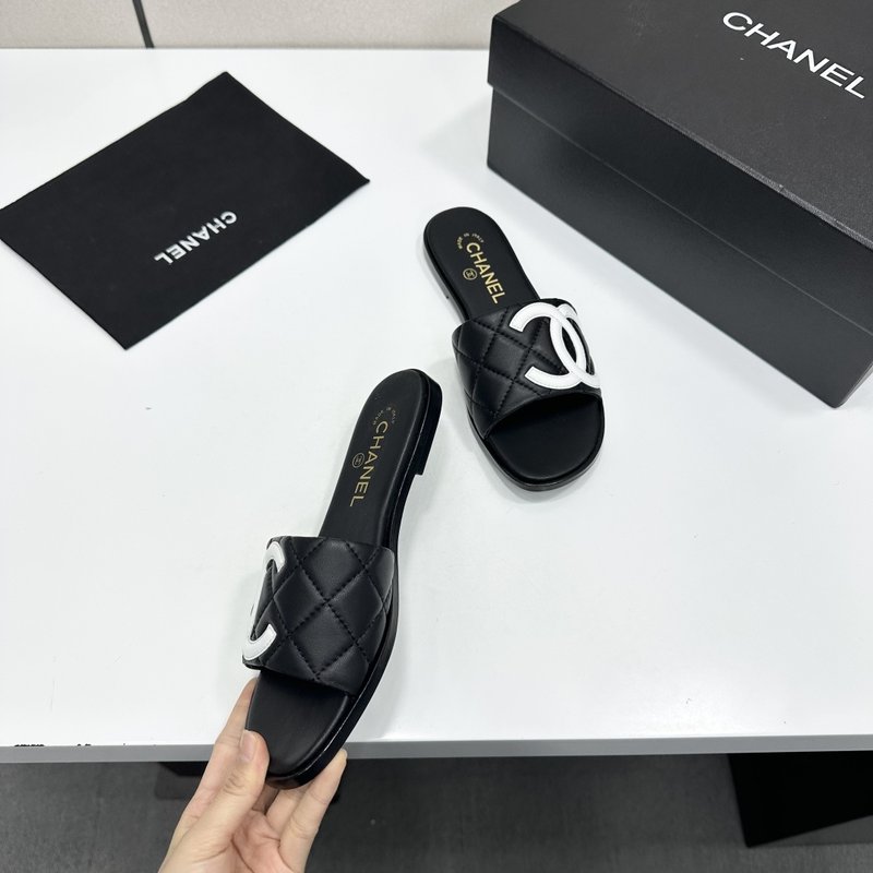 샤넬 다이아몬드 퀼팅 더블 C 플랫 슬리퍼 001-278665