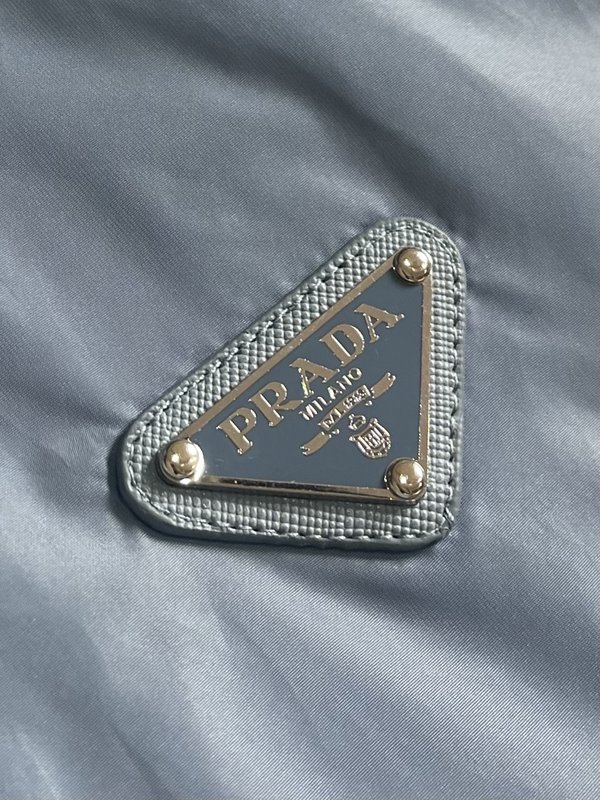 Prada 지퍼 트림 스탠드칼라 자켓 001-278770