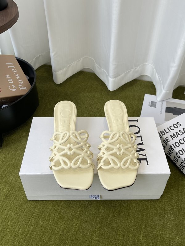 LOEWE 로에베 하이힐 가죽 슬리퍼 001-278853