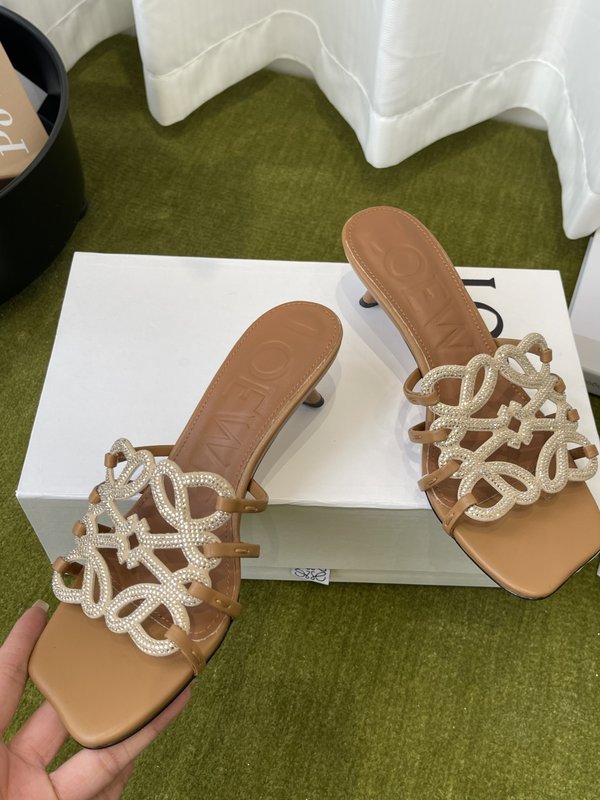 LOEWE 로에베 하이힐 크리스탈 슬리퍼 001-278870