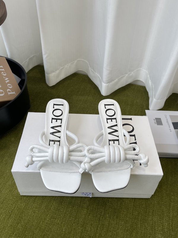 LOEWE 로에베 레트로 스타일 미들힐 비치 슬리퍼 001-278875