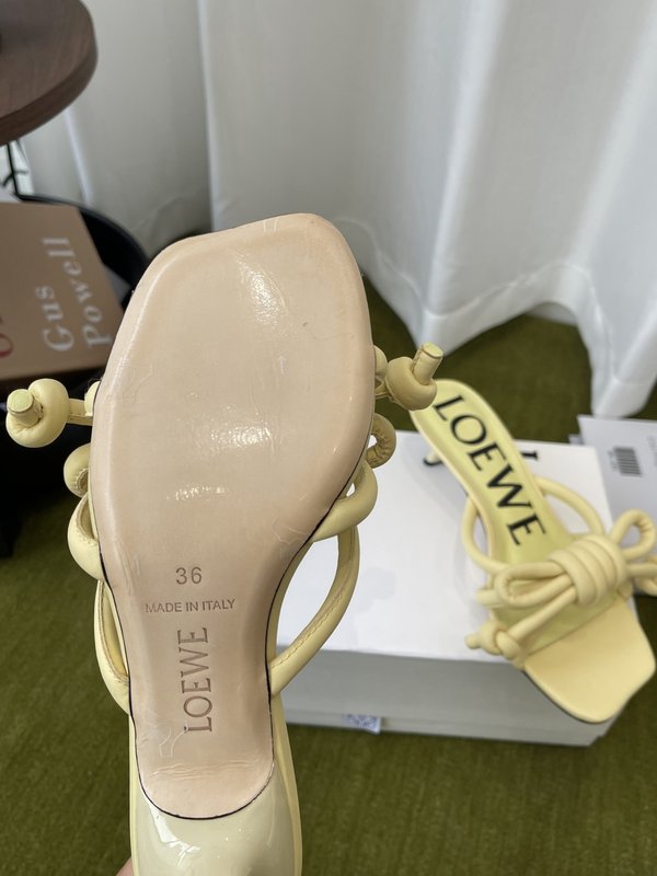 LOEWE 로에베 빈티지 스타일 미들힐 비치 슬리퍼 001-278876