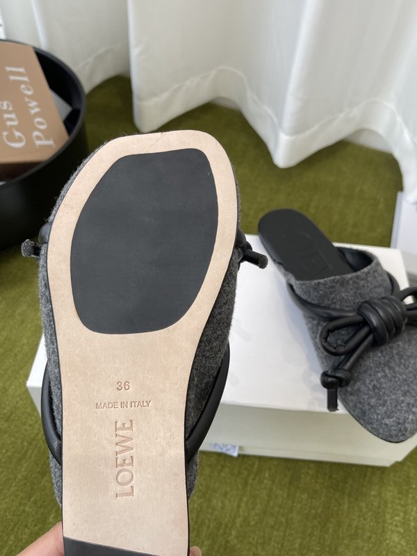 LOEWE 로에베 레트로 하프 슬리퍼 001-278880