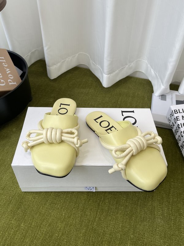 LOEWE 빈티지 반슬리퍼 001-278884