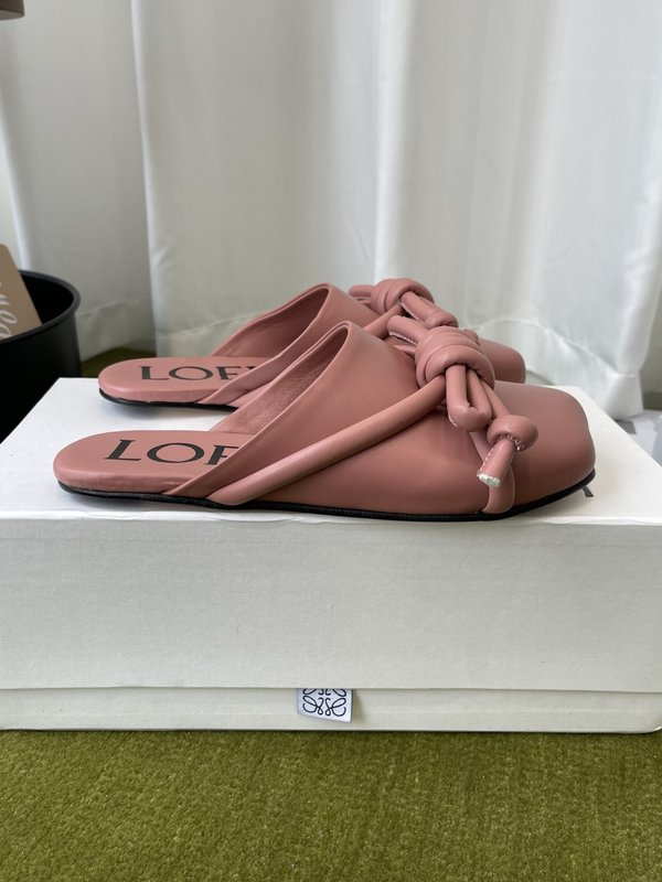 LOEWE 로에베 복고 반슬리퍼 001-278885