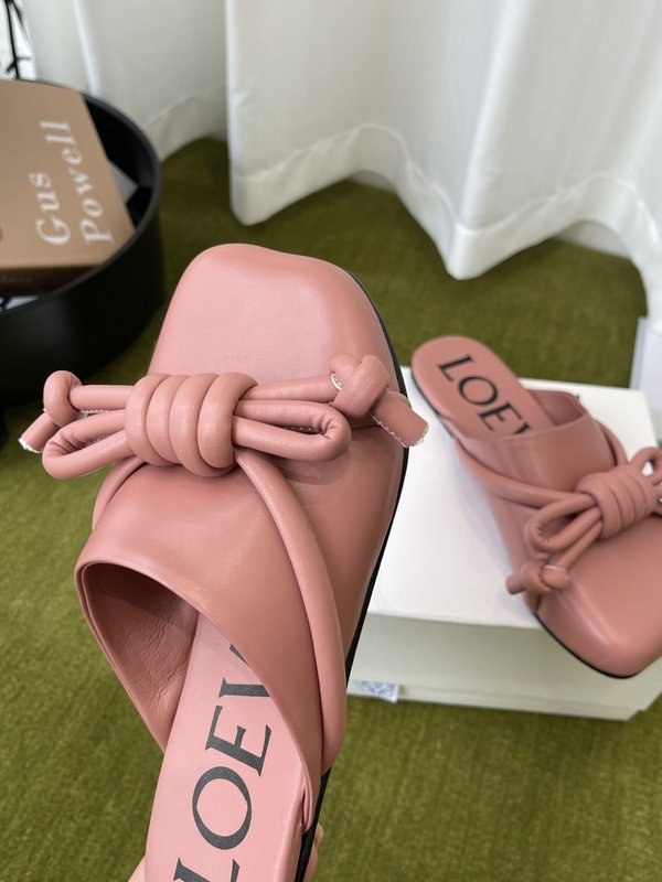 LOEWE 로에베 복고 반슬리퍼 001-278885