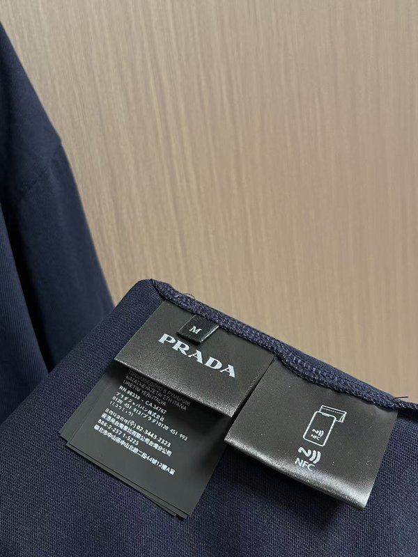 프라다 루즈핏 긴팔 폴로셔츠 001-278916