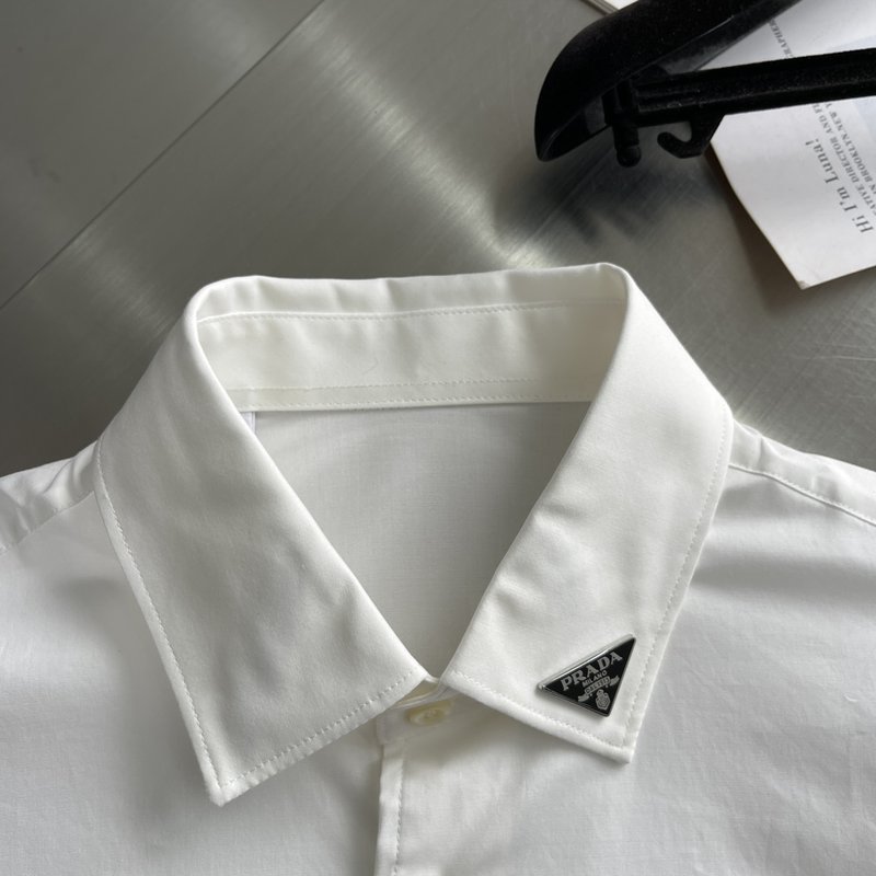 PRAD 칼라 디테일 포플린 셔츠 001-278924