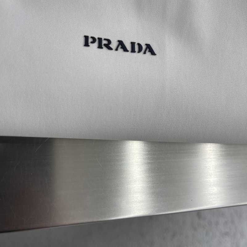 PRADA 2026 신형 루즈핏 긴팔 셔츠 001-278938