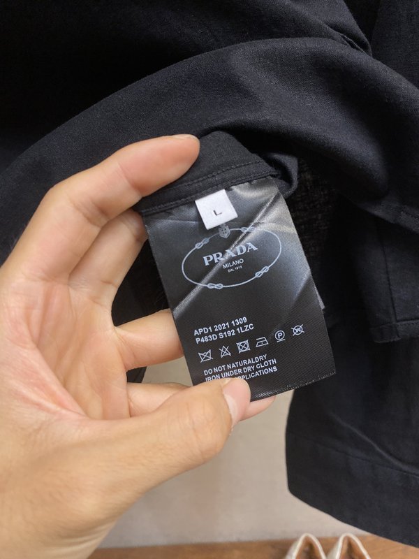 Prada 새로운 삼각 라벨 린넨 캐주얼 셔츠 001-278947