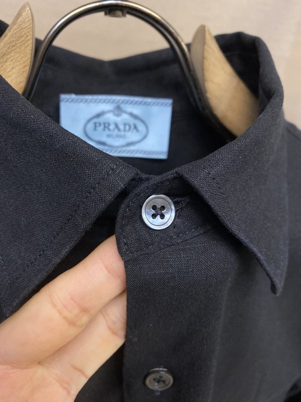 Prada 새로운 삼각 라벨 린넨 캐주얼 셔츠 001-278947