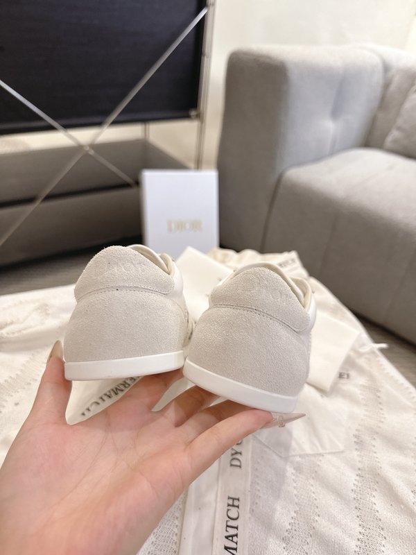 디올 리본 자수 운동화 레트로 독일군 트레이너 001-279030