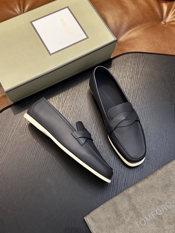 TOM FORD Cambridge 송아지가죽 로우탑 스 001-279209