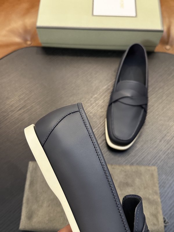 TOM FORD Cambridge 송아지가죽 로우탑 스 001-279209