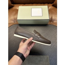 TOM FORD Cambridge 소가죽 로우탑 운동화 001-279210