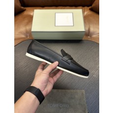 TOM FORD Cambridge 소가죽 로우탑 운동화 001-279212