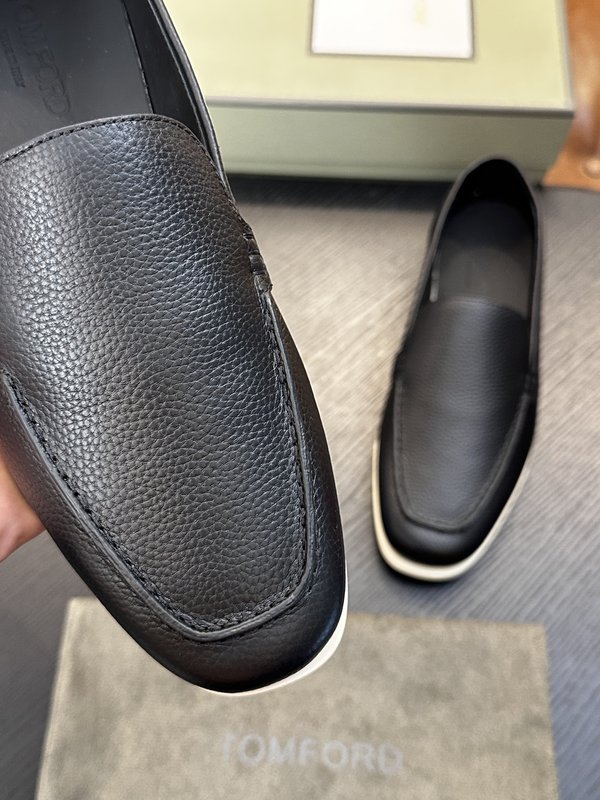 TOM FORD 가죽 로우탑 스니커즈 001-279214