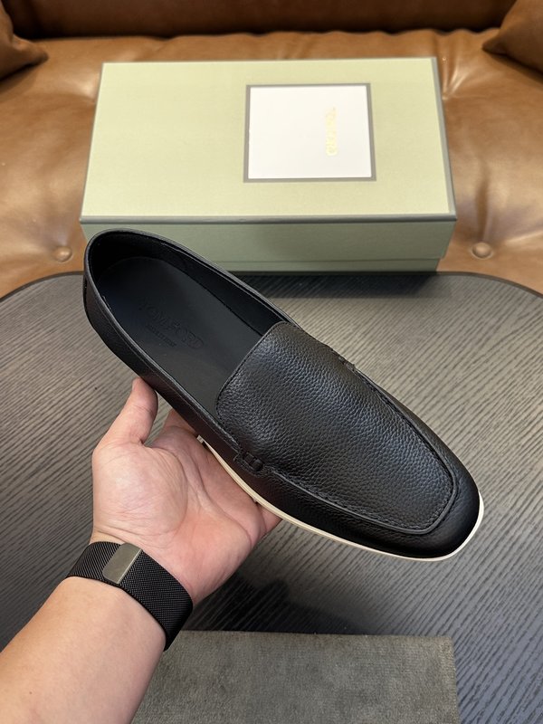 TOM FORD 가죽 로우탑 스니커즈 001-279214