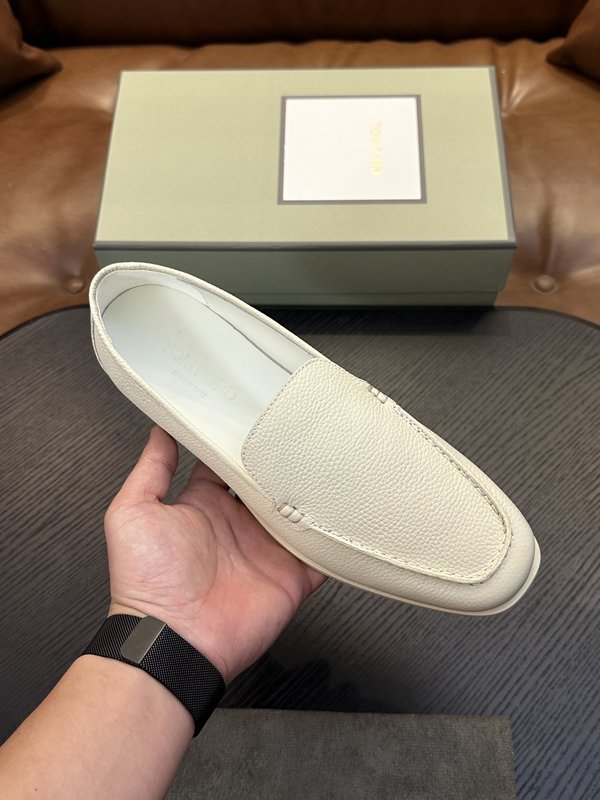 TOM FORD Cambridge 소가죽 로우탑 스니커 001-279215