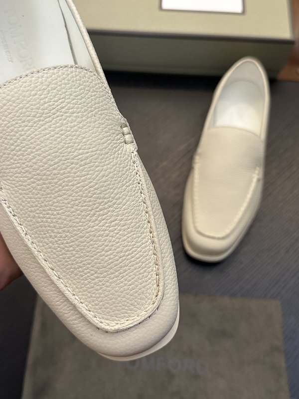 TOM FORD Cambridge 소가죽 로우탑 스니커 001-279215