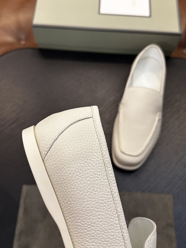 TOM FORD Cambridge 소가죽 로우탑 스니커 001-279215