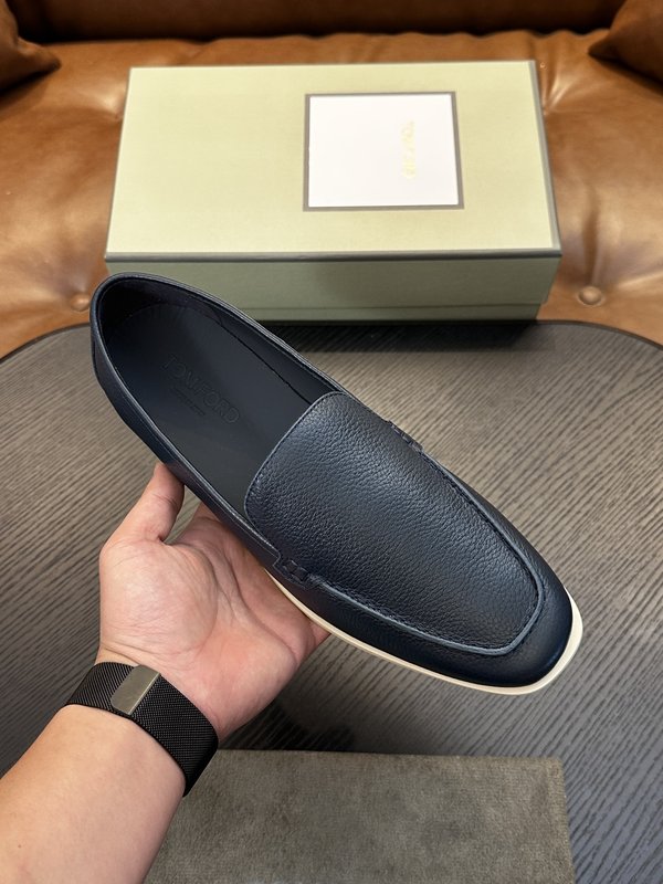 TOM FORD Cambridge 소가죽 로우탑 스니커 001-279216