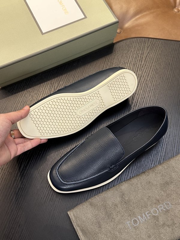 TOM FORD Cambridge 소가죽 로우탑 스니커 001-279216