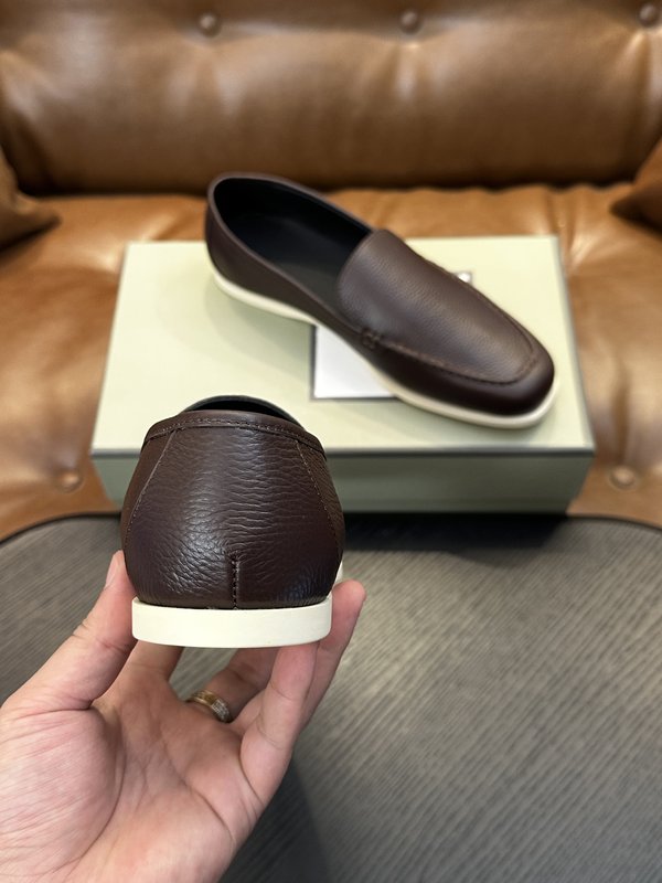 TOM FORD Cambridge 송아지 가죽 로우탑 001-279217