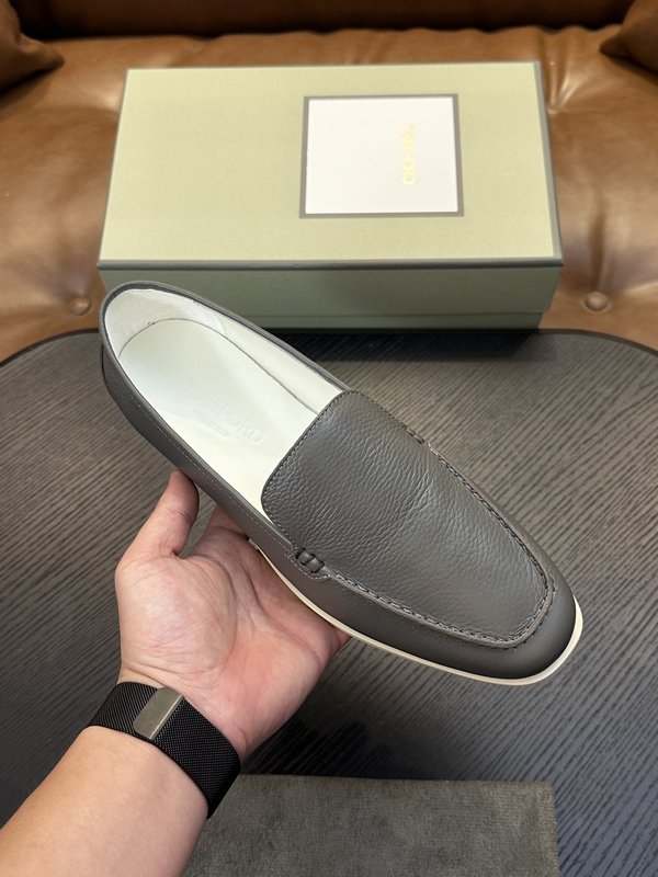 TOM FORD Cambridge 소가죽 로우탑 스니커 001-279218