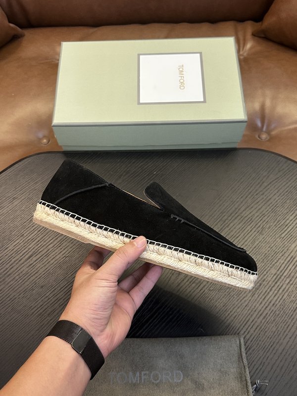 Tom Ford 소가죽 로우탑 운동화 001-279220
