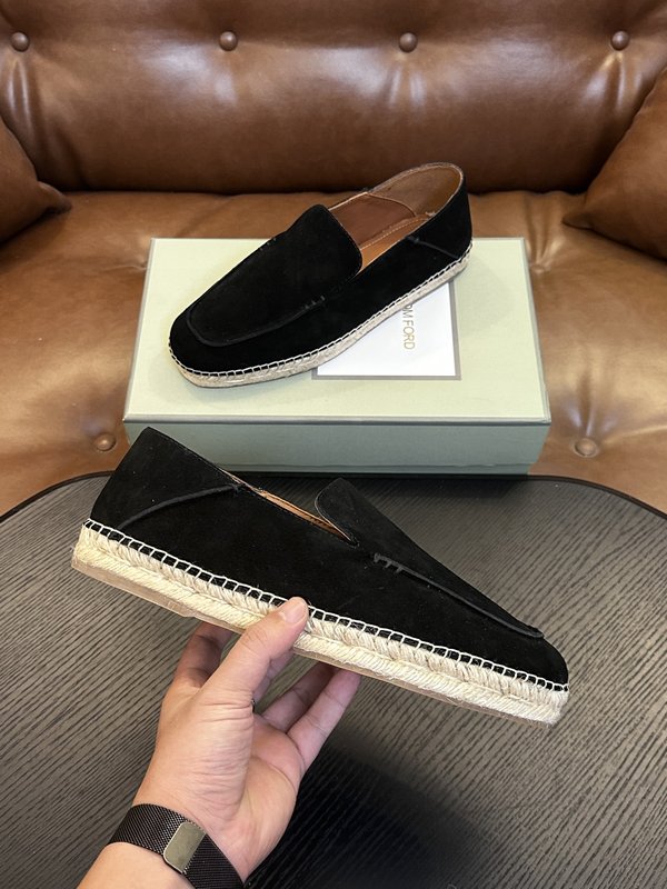Tom Ford 소가죽 로우탑 운동화 001-279220
