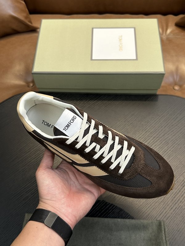 TOMFORD Cambridge 소가죽 로우탑 운동화 001-279228