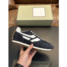 TOMFORD Cambridge 소가죽 로우탑 스니커즈 001-279230