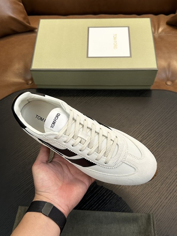 TOM FORD Cambridge 소가죽 로우탑 스니커 001-279231