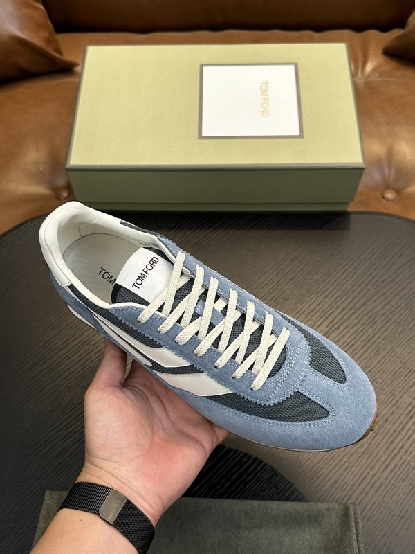 TOM FORD Cambridge 소가죽 로우탑 스니커 001-279232