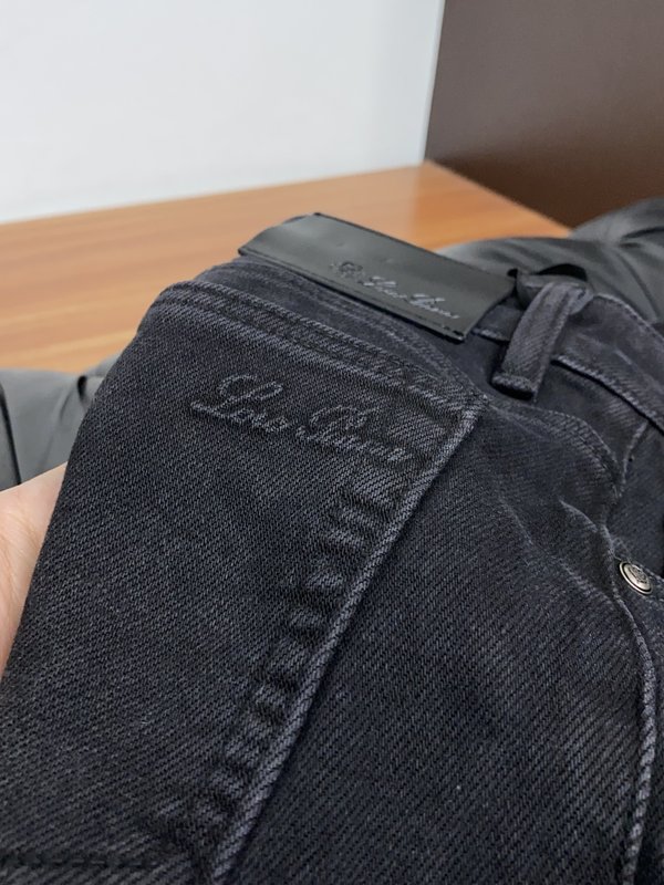 로로피아나 청바지 검정색 001-279252