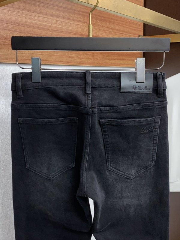 로로피아나 청바지 검정색 001-279252