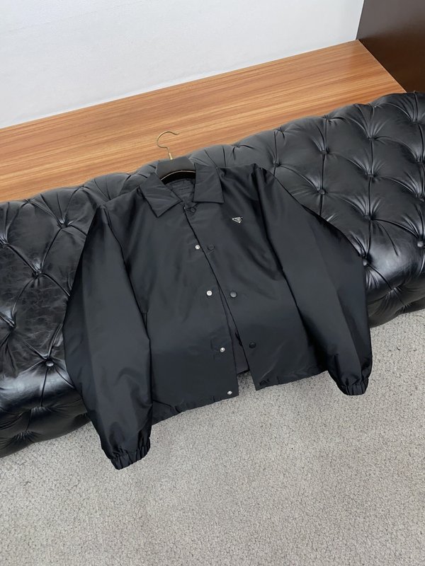프라다 하이밀도 나일론 턴다운 칼라 자켓 001-279298