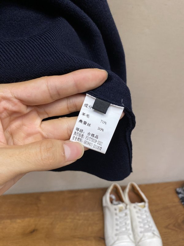 Loro Piana 니트 반팔 티셔츠 클래식 디자인 아 001-279315