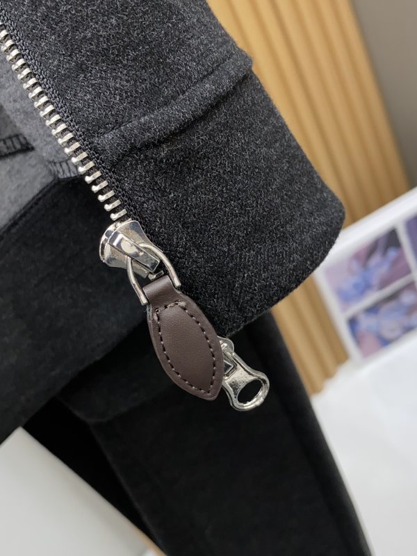 제니아 울 캐주얼 트레이닝 세트 001-279541