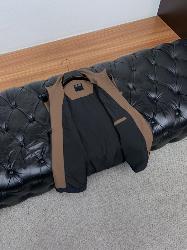 제니아 남성 스탠드칼라 조끼 올드머니 001-279573